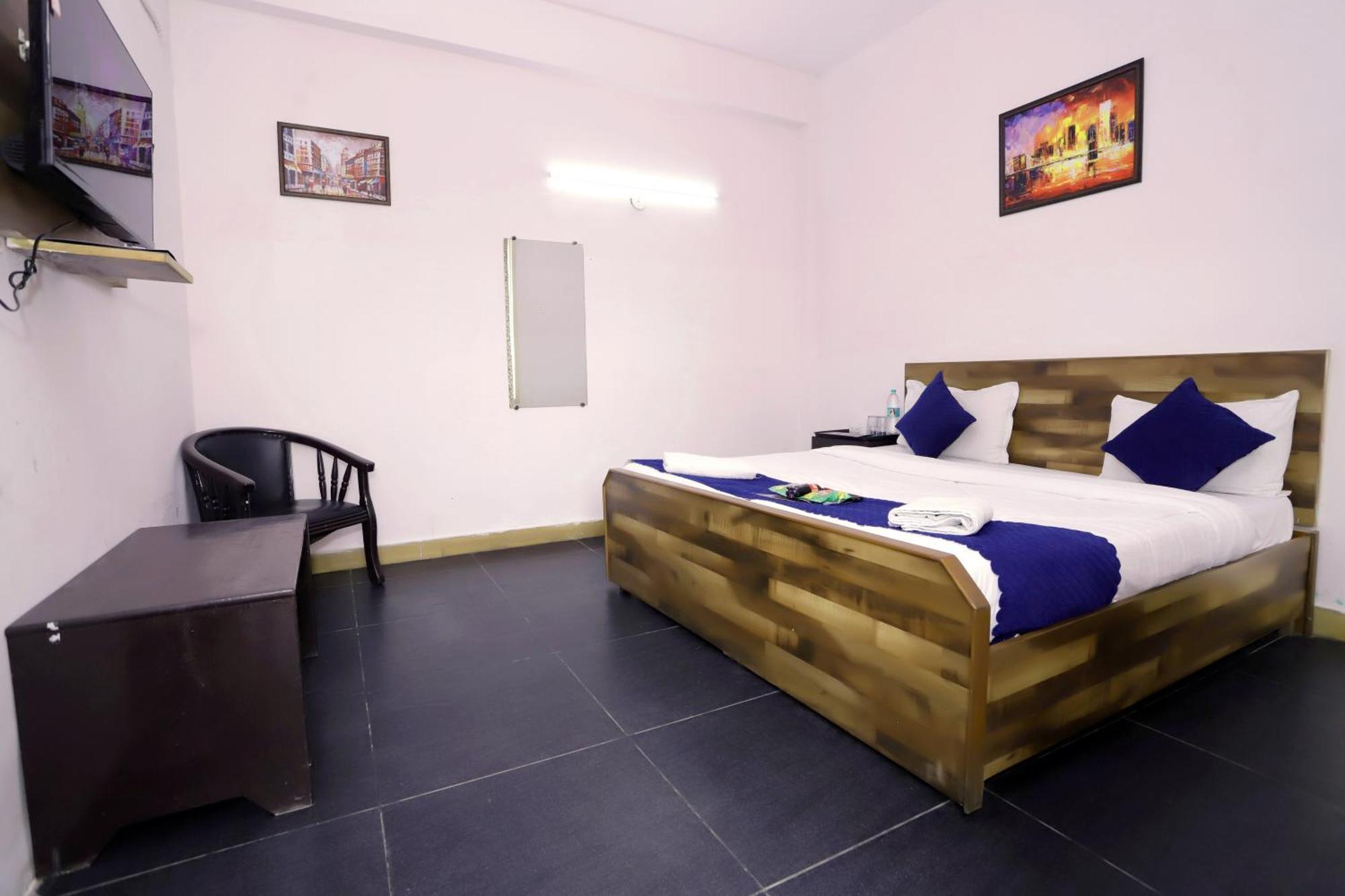 Hotel Warm Welcome - Noida Sector 51 Extérieur photo