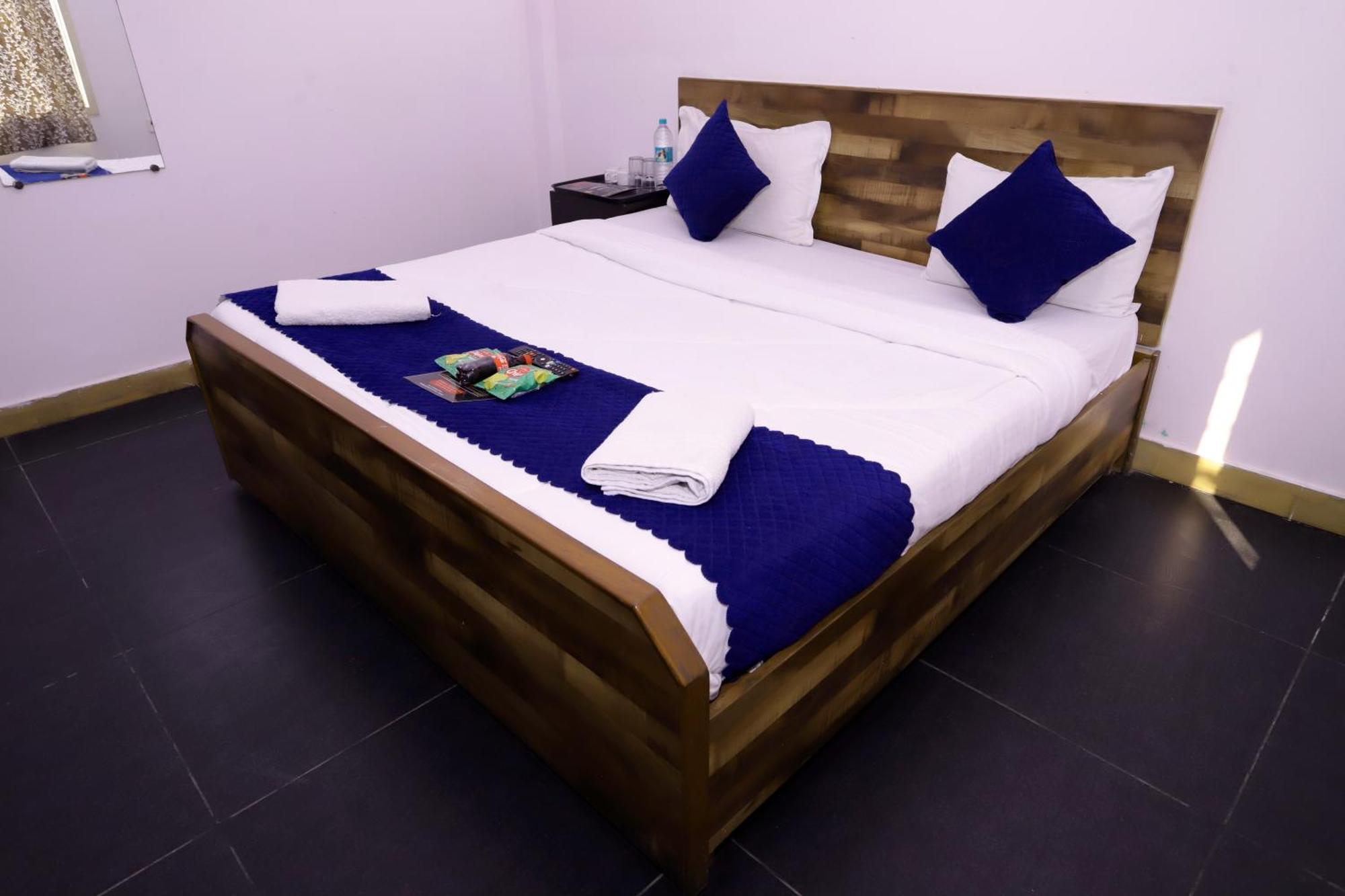 Hotel Warm Welcome - Noida Sector 51 Extérieur photo