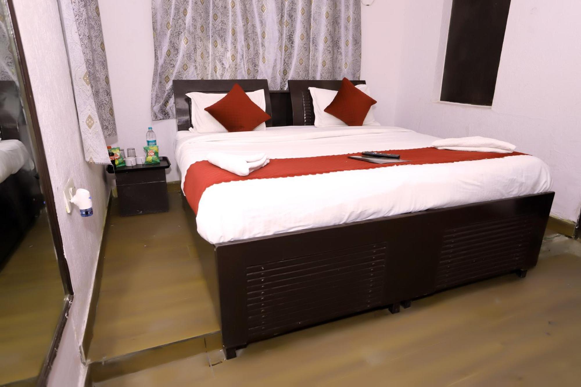 Hotel Warm Welcome - Noida Sector 51 Extérieur photo