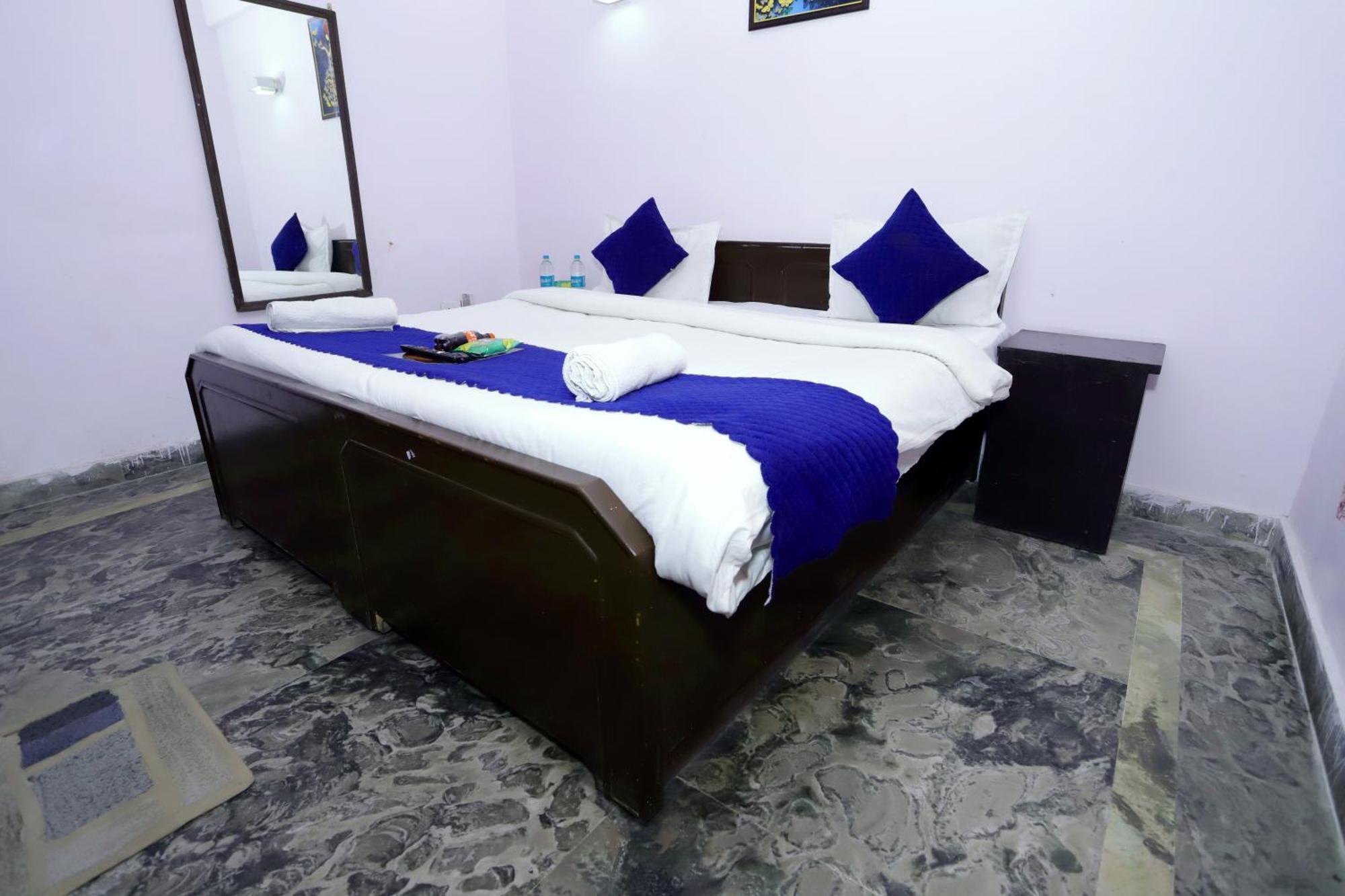 Hotel Warm Welcome - Noida Sector 51 Extérieur photo
