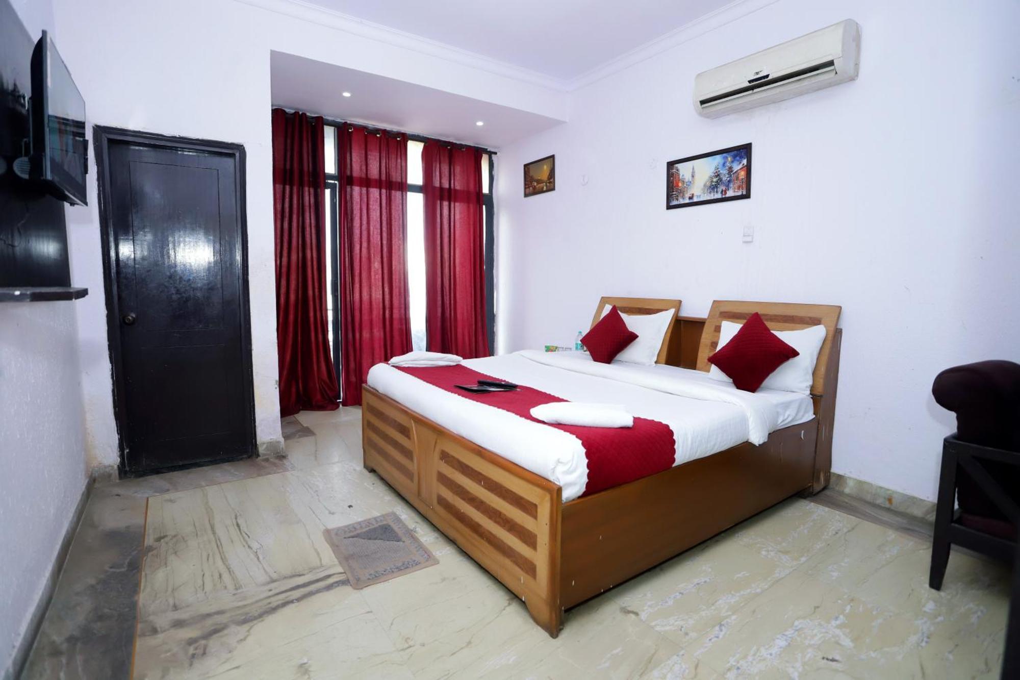 Hotel Warm Welcome - Noida Sector 51 Extérieur photo