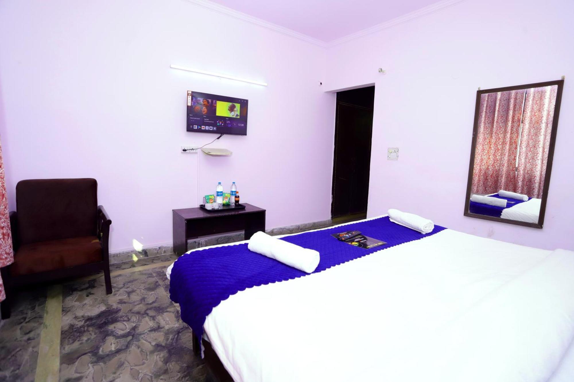 Hotel Warm Welcome - Noida Sector 51 Extérieur photo